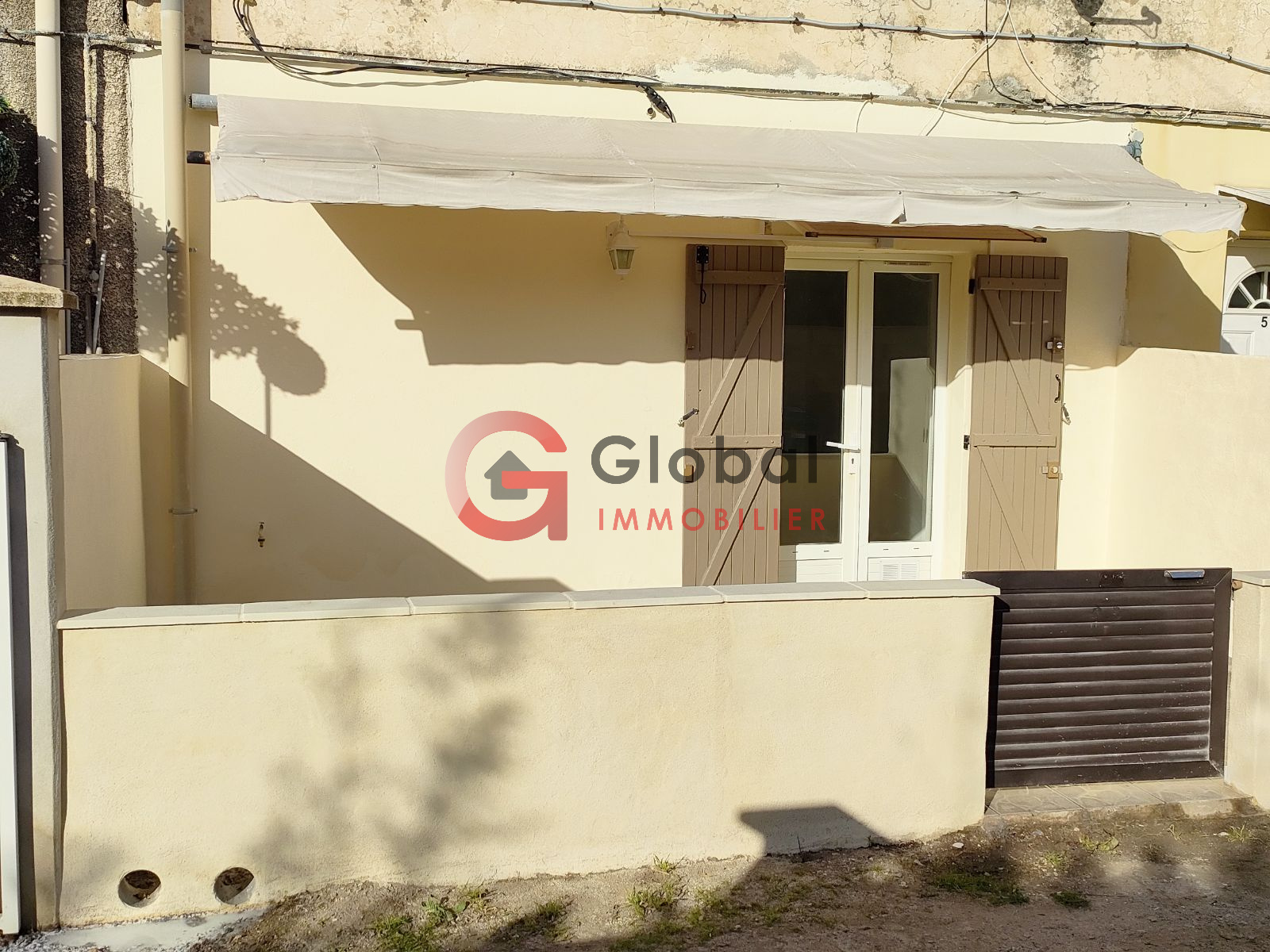 Vente Maison 65m² 2 Pièces à Nimes (30900) - Global Immobilier